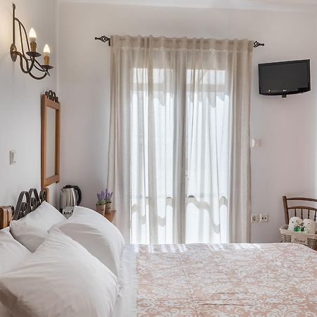 Iliada Hotel Ermoupoli Bagian luar foto