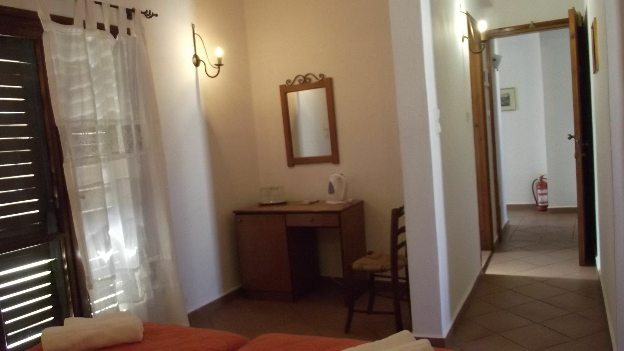 Iliada Hotel Ermoupoli Bagian luar foto