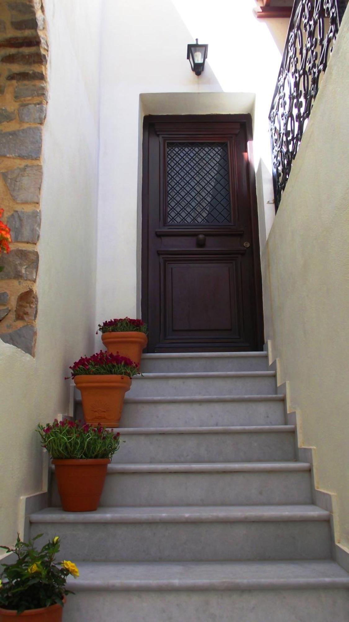 Iliada Hotel Ermoupoli Bagian luar foto